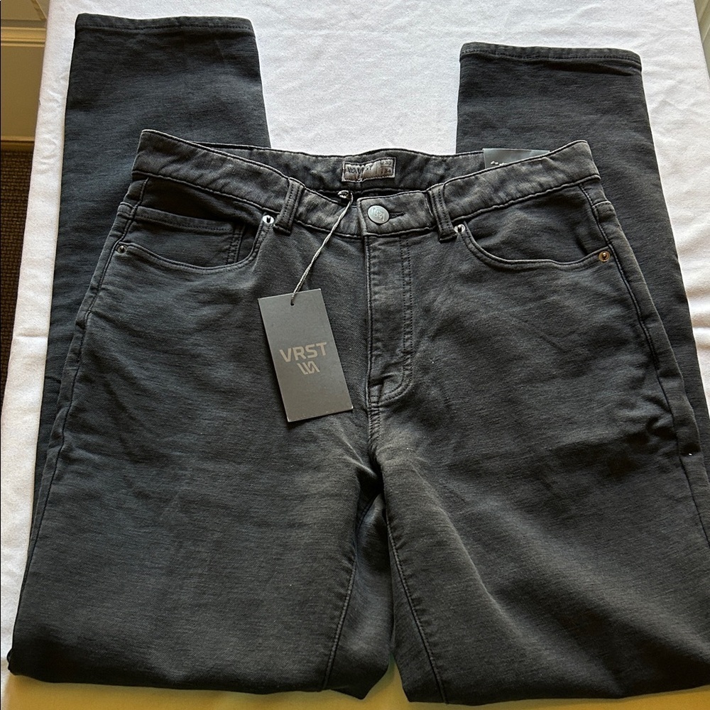Men's Strech Pure Black Slim Fit 5 Pocket Jeans W32 / L34 NWT